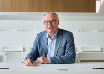 LH-Stellvertreter Stephan Pernkopf gibt Startschuss für neue Wissenschafts-Schwerpunkte um 3,3 Millionen Euro.